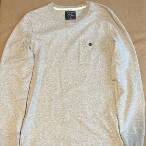 Abercrombie & Fitch Long Sleeve Tee